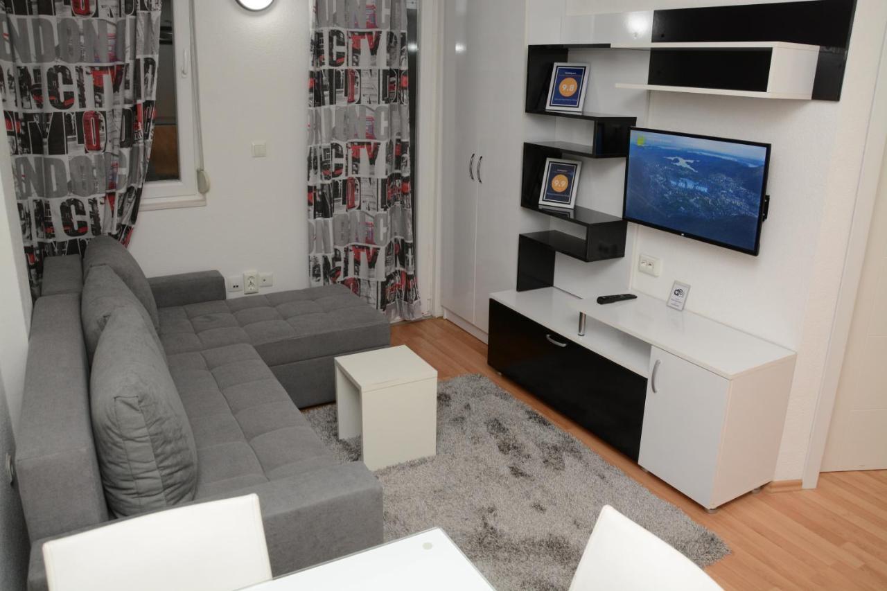 Central Deluxe Apartments Ohrid Esterno foto