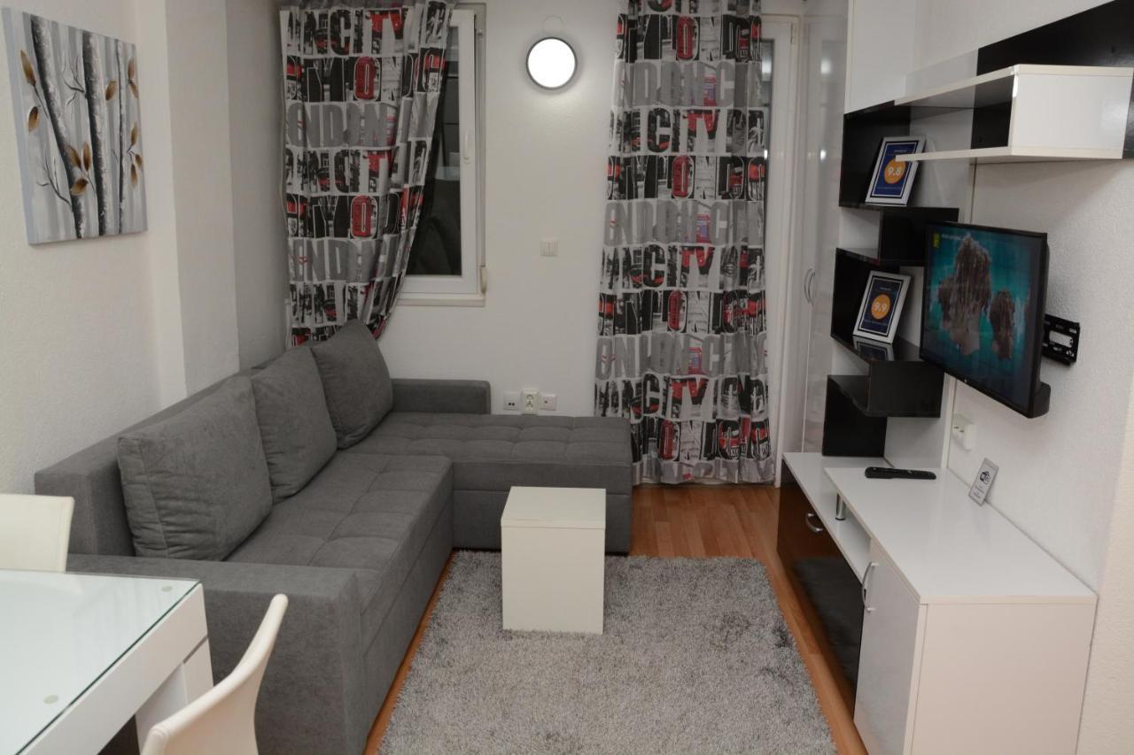 Central Deluxe Apartments Ohrid Esterno foto