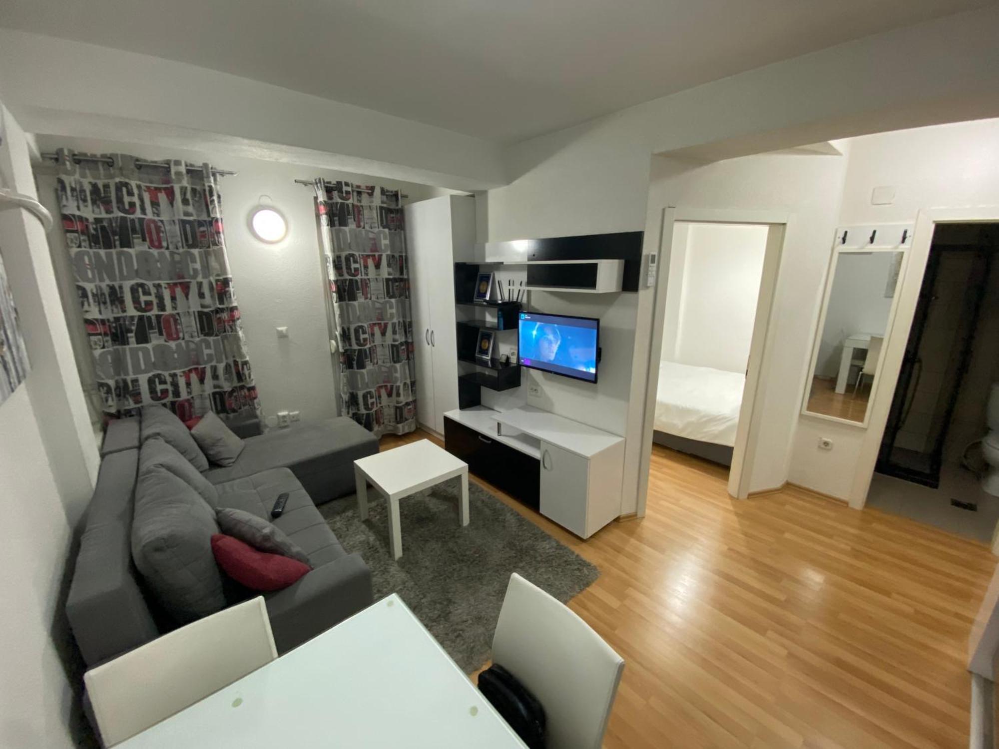 Central Deluxe Apartments Ohrid Esterno foto