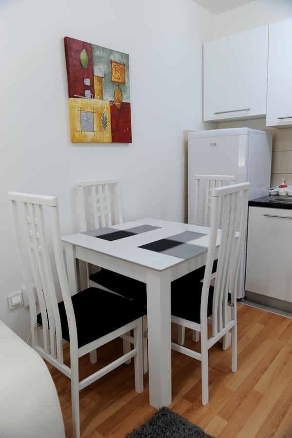 Central Deluxe Apartments Ohrid Esterno foto