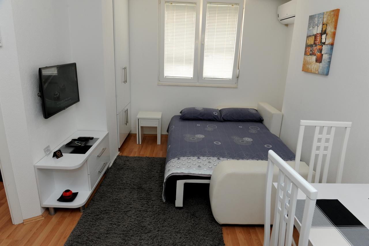Central Deluxe Apartments Ohrid Esterno foto