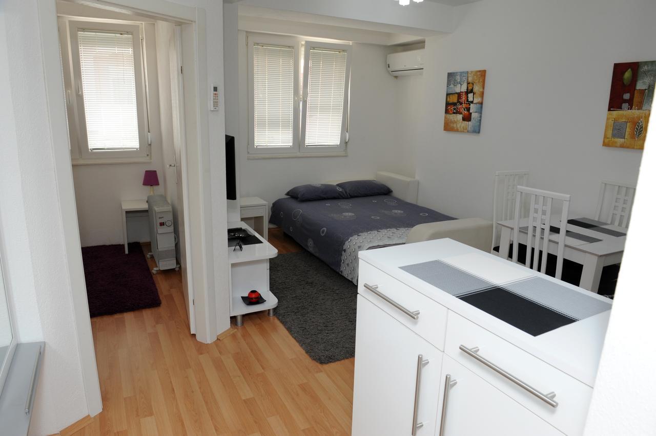 Central Deluxe Apartments Ohrid Esterno foto