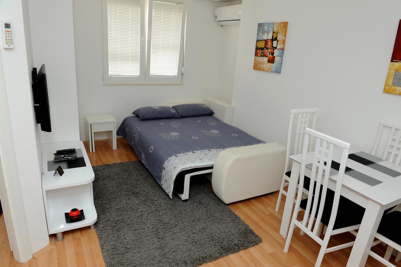 Central Deluxe Apartments Ohrid Esterno foto