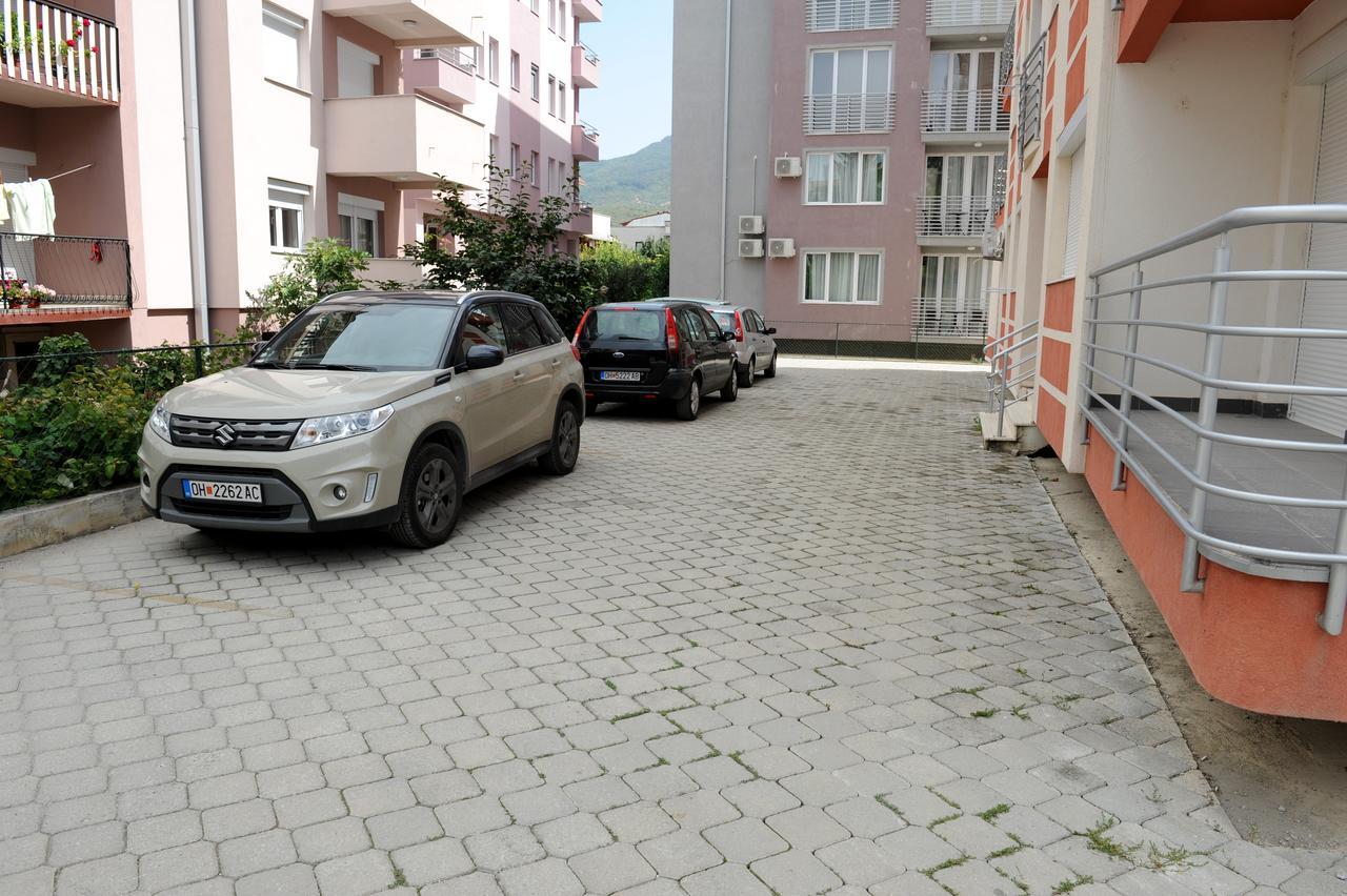 Central Deluxe Apartments Ohrid Esterno foto
